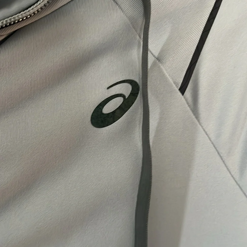 ASICS Motion Dry Jacket - Picture 3 of 5